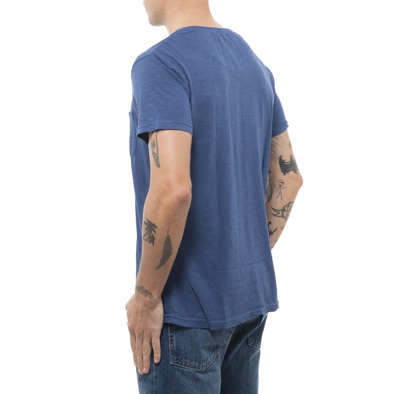 T-shirt "Alex" T-shirt "Alex"